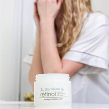 Load image into Gallery viewer, Retinol Night Cream With Aloe With Model #2