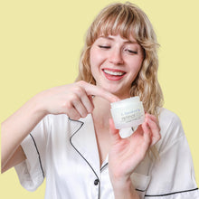 Load image into Gallery viewer, Retinol Night Cream With Aloe With Model #3